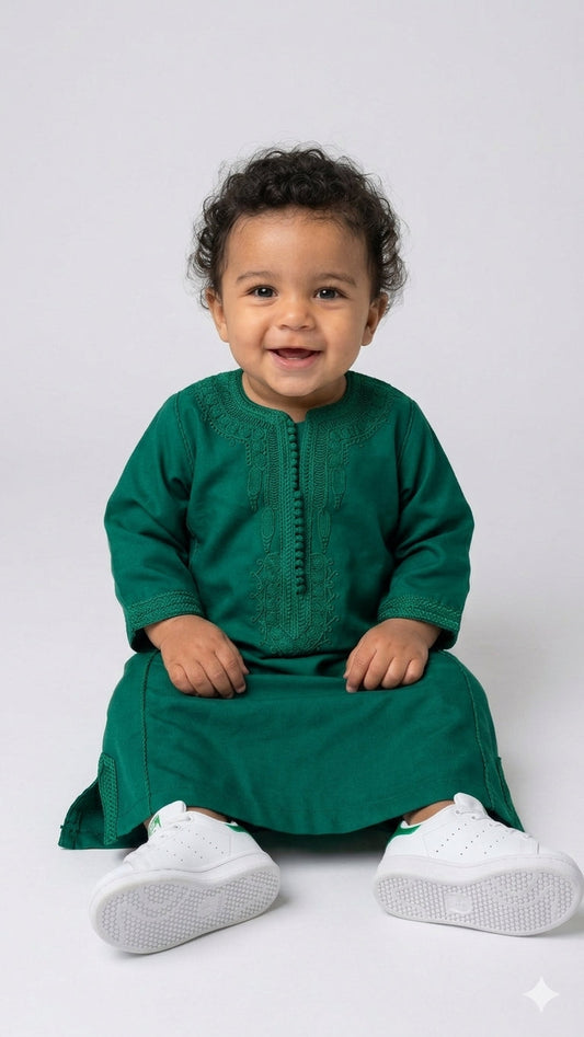 Children's colorful kids kaftan by AL-ANDALUS featuring vibrant patterns and lightweight fabric, perfect for warm weather.